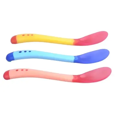 Picture of গরম খাবার থেকে বাচ্চাকে নিরাপদে রাখতে-Heat Sensitive Baby Safety Spoons Heat Sensing Spoon for Kids Boys Girls Silicone Spoon Feeding Baby Spoons Toddler Flatware Multicolor