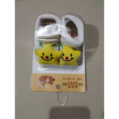 Picture of unisex-baby Multicolored Booties - 6 Months (Set of 1 Pairs) Multicolor
