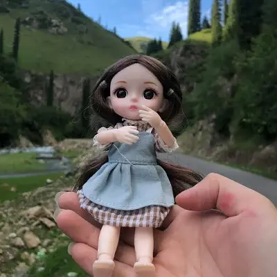 Picture of Kanier Fashion Princess Series Doll Multicolor