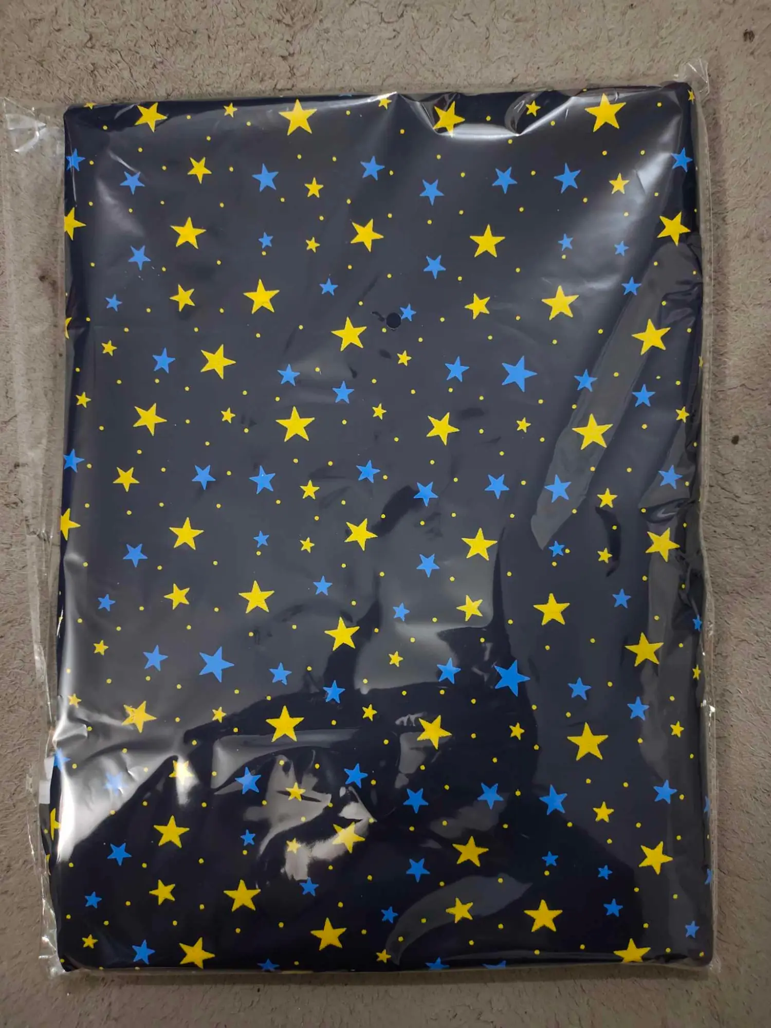 Picture of Baby Washable Waterproof Full Bed Urine Mat/Raxin for Kids - (6 Feet's X 5 Feet's) - Multicolor Multicolor