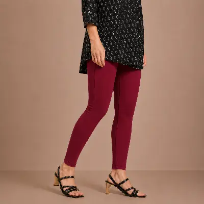 Picture of WINNER WOMEN MODERN FIT LEGGINGS
