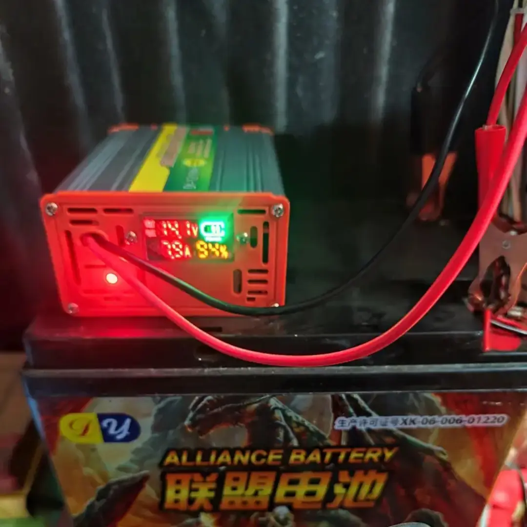 Picture of 12V 10A Intelligent Auto Lead Acid Battery Charger Smart Power Battery Charger for Automotive Car Boat Motorcycle 