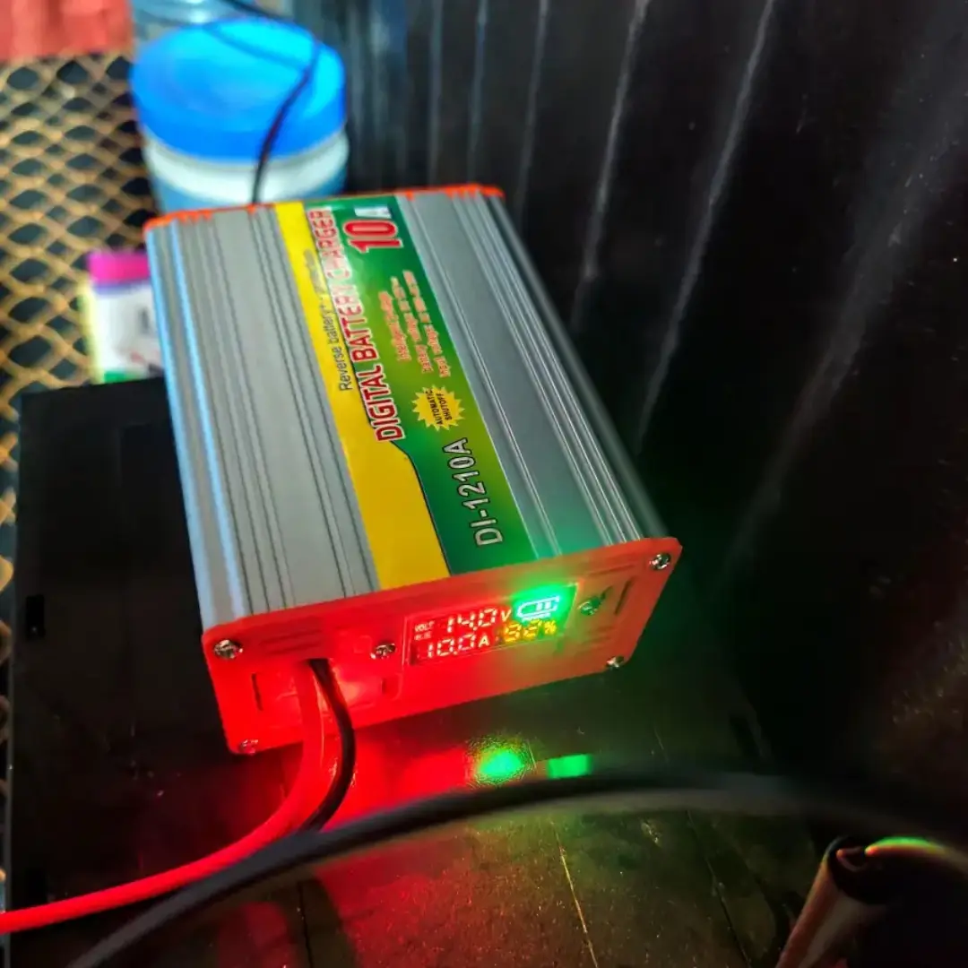 Picture of 12V 10A Intelligent Auto Lead Acid Battery Charger Smart Power Battery Charger for Automotive Car Boat Motorcycle 