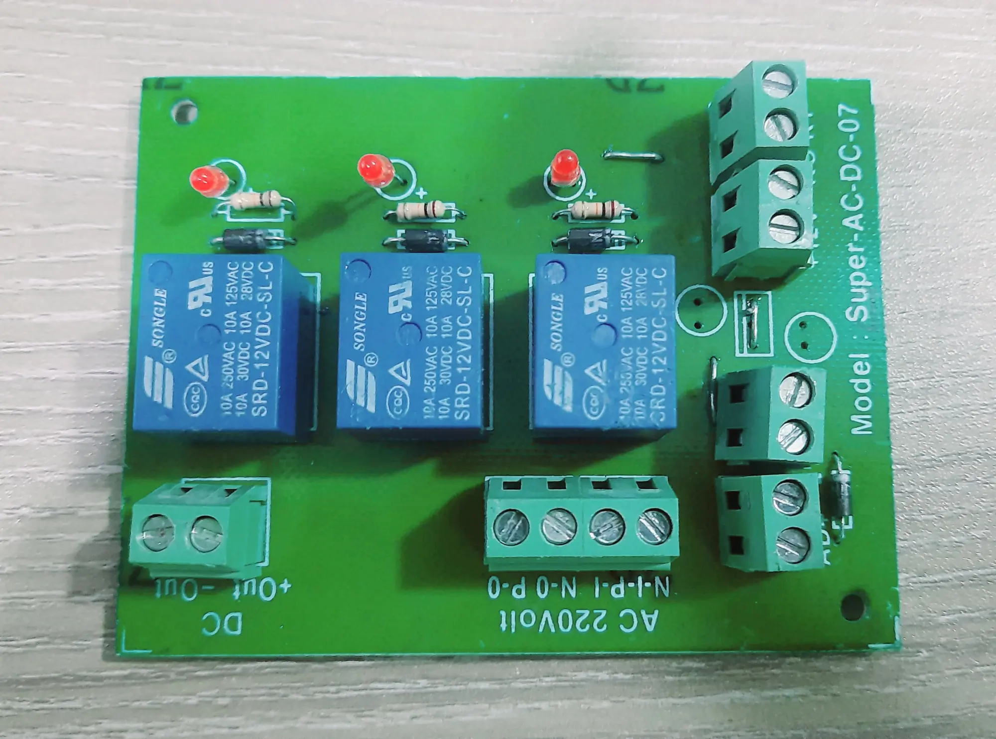 Picture of Incubator AC DC Line Changer W1209 XH-M452 Controller AC DC Chage Over Switch From 12V Battery 
