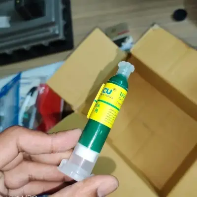 Picture of UV Transparent Curing Solder Mask for Mobile Phone Repair Jumping
Wire Quick Dry Curing Welding Paste Flux Oil Similar Mechanic Koocu UV Solder Mask 