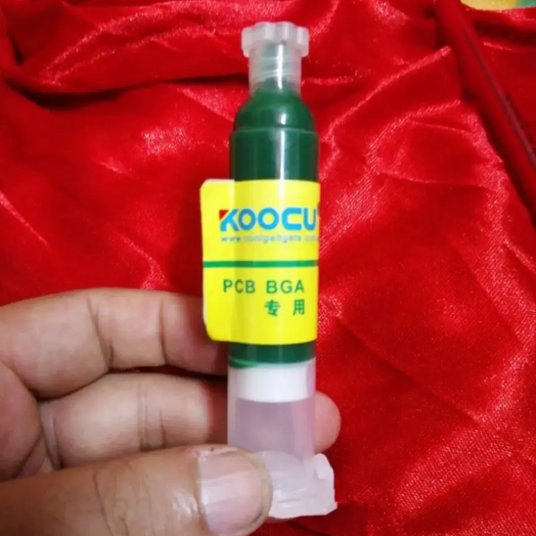 Picture of UV Transparent Curing Solder Mask for Mobile Phone Repair Jumping
Wire Quick Dry Curing Welding Paste Flux Oil Similar Mechanic Koocu UV Solder Mask 