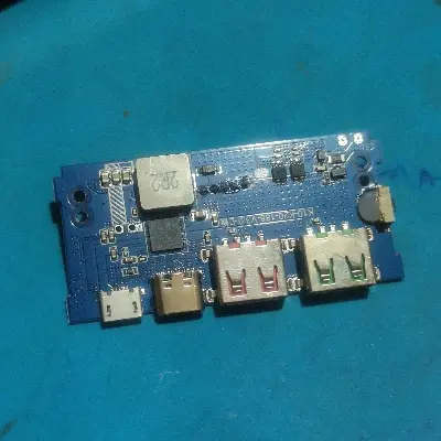 Picture of 27W IP5356 Quick Charge PD3.1 USB 3.1 Gen-1 Digital Power Bank Circuit 3 in 1 Charging Input Output Port LED Display Multicolor