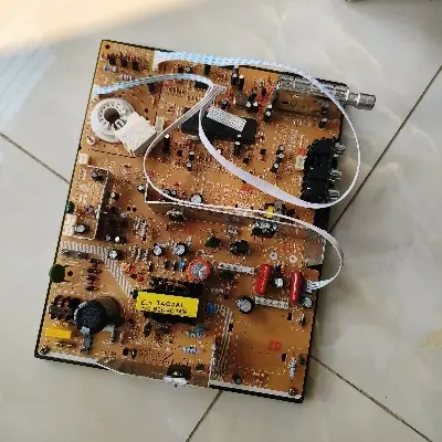 Picture of CRT TV Motherboard 14-21 inch AC 220V High-Definition Digital Color TV Driver Board Analog Box TV Core Board PAL NTSC SECAM part with Sensor Keypad IR Receiver Remote 14-21 CRT TV MB