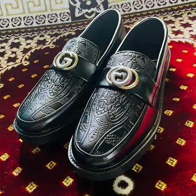 Picture of Men's Black Loafers With Metal G Emblem