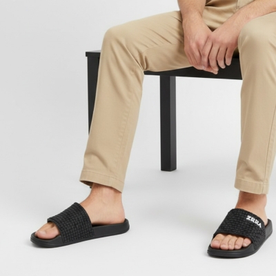 Picture of Woven-Texture Slides – Stealth Black Edition