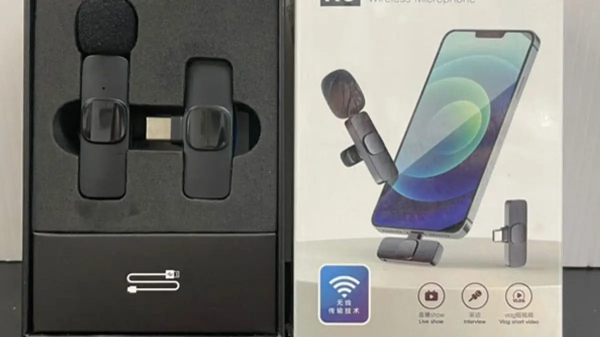 Picture of K8 Wireless Microphone, Plug and Play Lavalier Microphone for Type-C -Black