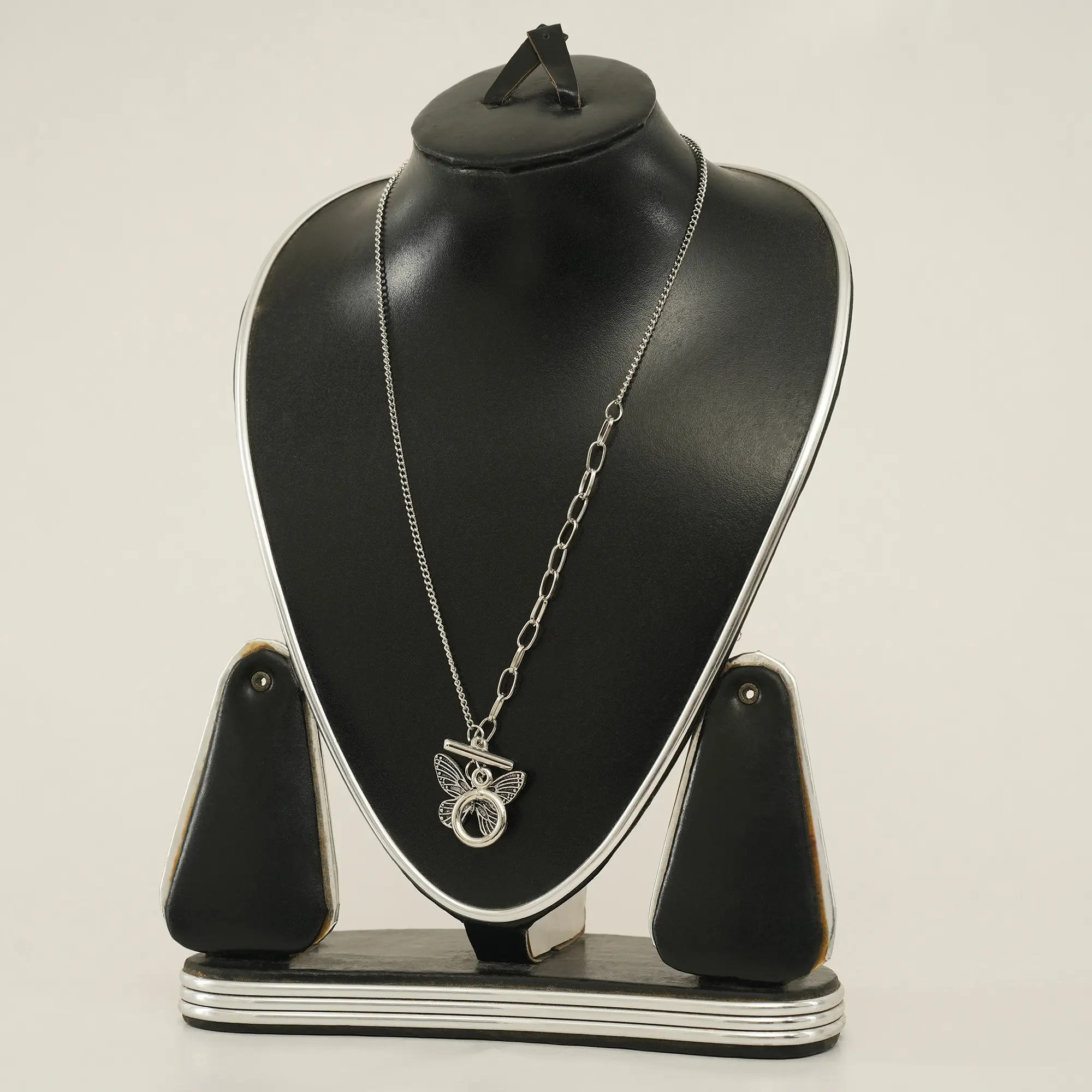 Picture of Goth Harajuku Butterfly Pearl Beads Pendant Chain Choker Necklace For Women Egilr Friends Punk Animal Trendy Jewelry Gifts - Necklace For Girls