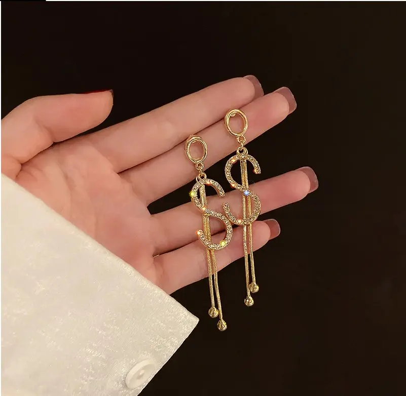 Picture of Korean Trendy Simple Letter Shiny Crystal  Pendant Earrings for Women Fashionable Statement Dangle Earrings  Jewelry Gift