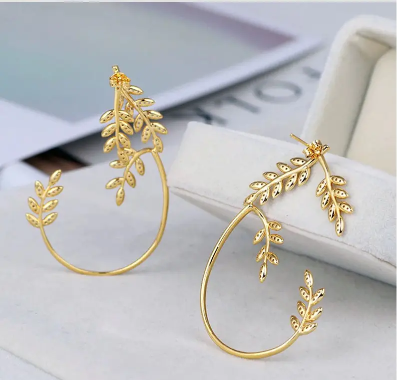 Picture of 1 pair color lasting Luxury Temperament Earrings for Women Needle Olive Branch Leaf Two Ways To Wear Ear Cuffs Stud Earrings Bridal Wedding Jewelry