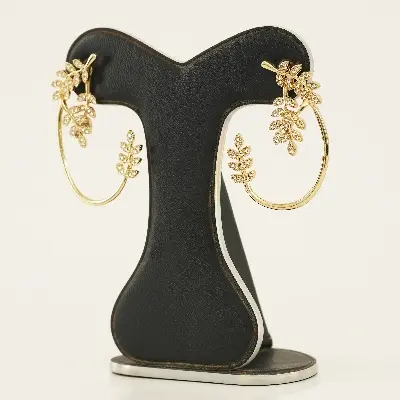 Picture of 1 pair color lasting Luxury Temperament Earrings for Women Needle Olive Branch Leaf Two Ways To Wear Ear Cuffs Stud Earrings Bridal Wedding Jewelry