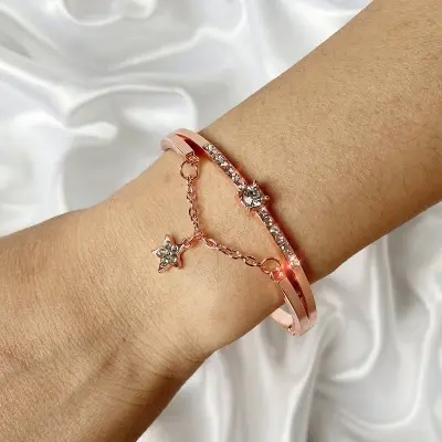 Picture of Gentle Hand Chain Creative Luxury  Alloy Metal Pentagram Rhinestone Bracelets