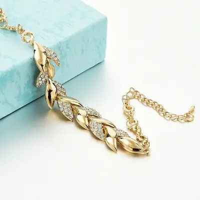 Picture of Bohemian Style Women Girls Bracelet Rhinestone Leaves Chain Bangle Luxury Wedding Jewelry