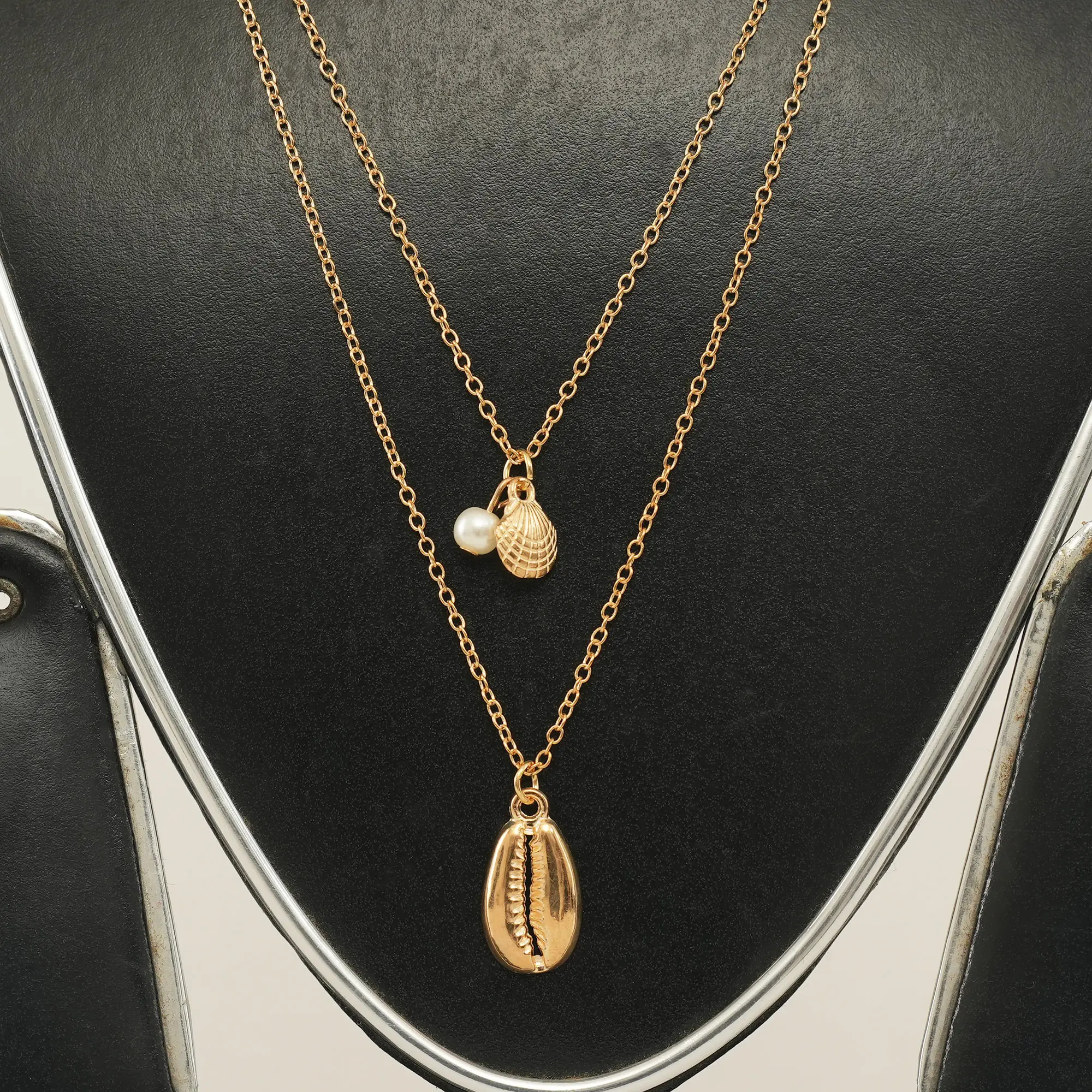 Picture of Bohemian Sea Shell Pendant Chokers Necklaces Multi Layer Cowrie Shell Choker Necklace Dainty Chain Jewelry