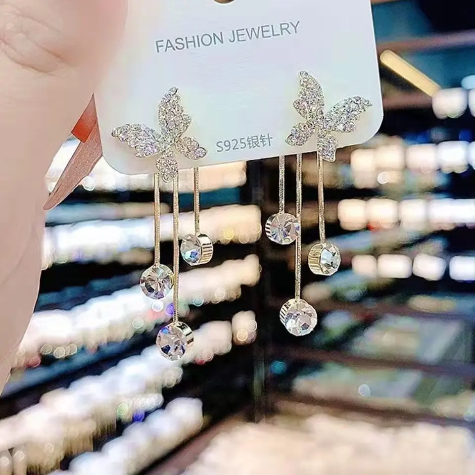 Picture of Ladies Long Tassel Earrings Korean Butterfly Rhinestone Pendant Earrings Elegant Geometric Pendant Earrings Jewelry 2021 Trend - Ear Ring