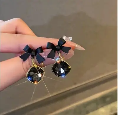 Picture of Summer Crystal Bow Knot Stud Earrings For Women Fashion Korean Sweet Black Bowknot Drop Earring Girls Party Jewelry Gifts