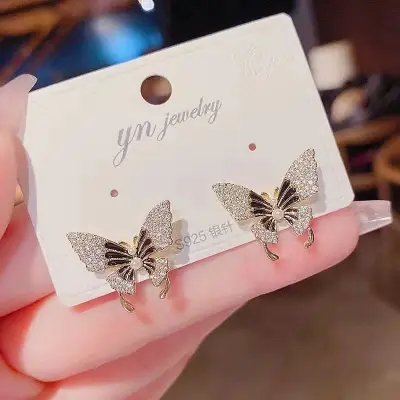Picture of Romantic Shining Butterfly Earrings For Women Elegant Charm Crystal Earrings Jewelry Brincos Gift