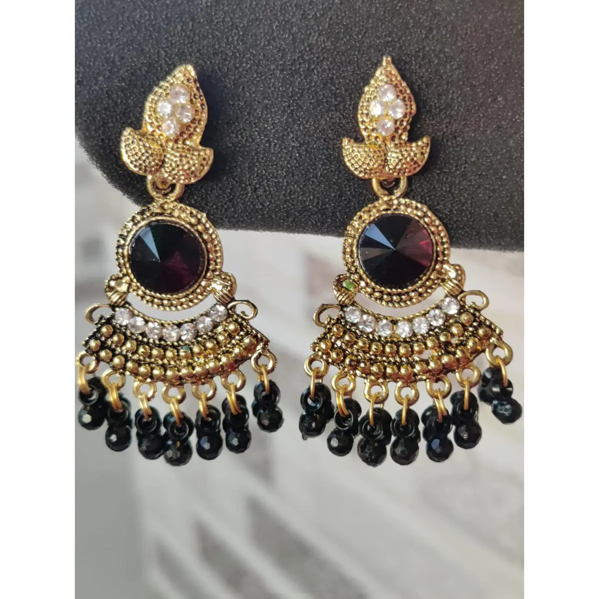 Picture of Fashionable Antique Earring For Women - Ear Ring