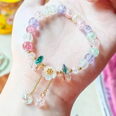 Picture of New Shell Daisy Charm Stretch Bracelets Bohemian Colorful Sunflower Crystal Beaded Bracelet Handmade Elastic Rope Women Jewelry