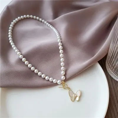 Picture of Trendy Butterfly Necklace Female Personality Clavicle Chain Necklace for Girl