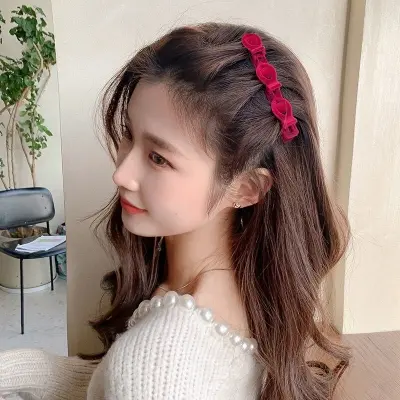 Picture of Fashion Braided Hair Clips Korean Style Flocking Sweet Cute Hair Clips for Girls Summer Bangs Side Clip