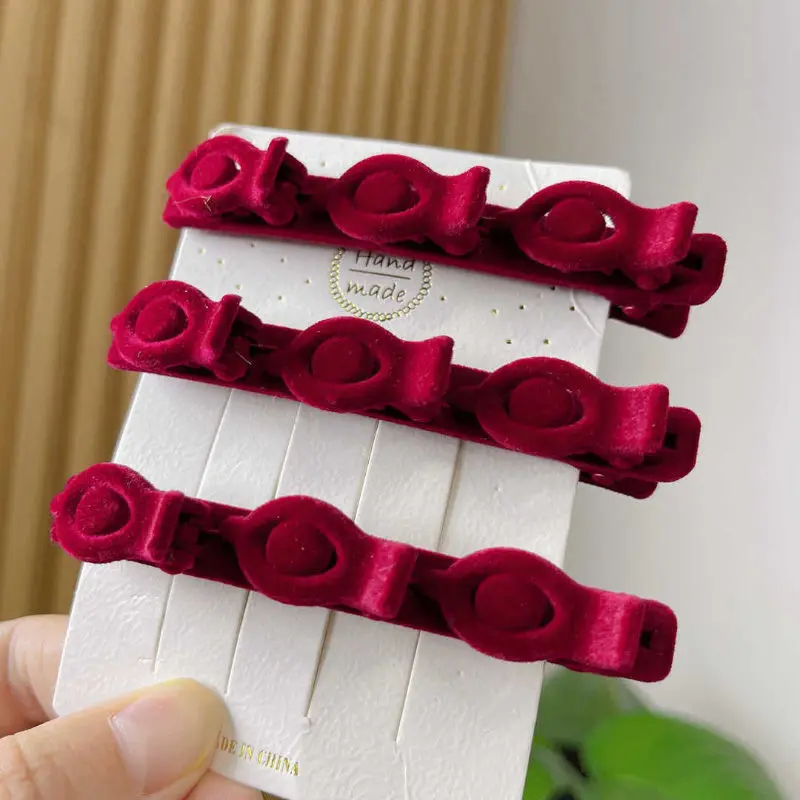 Picture of Fashion Braided Hair Clips Korean Style Flocking Sweet Cute Hair Clips for Girls Summer Bangs Side Clip