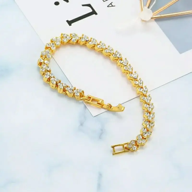 Picture of Love shape crystal zircon bracelet for girls and women