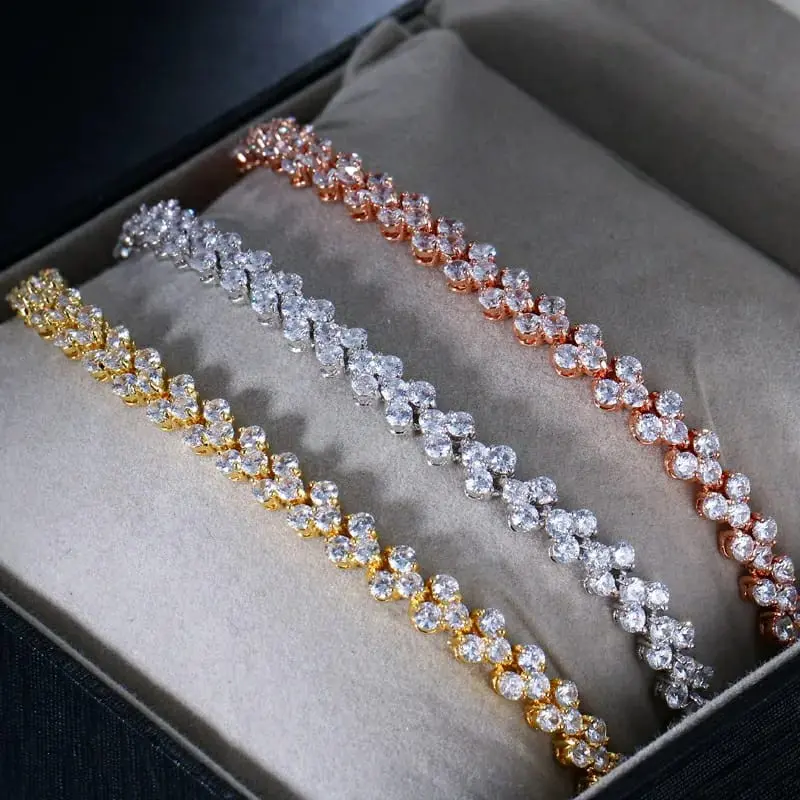 Picture of Love Shape Crystal Zircon Bracelet For Womens and girls