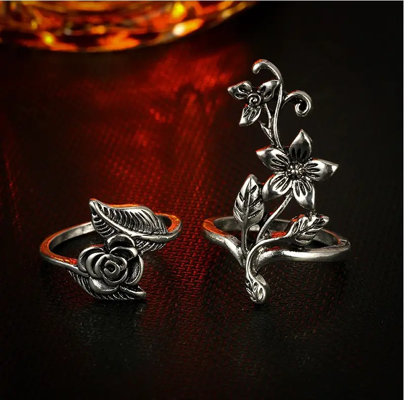 Picture of 4 set natural shape leaf finger ring set for women (Color Guaranteed)