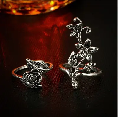Picture of 4 set natural shape leaf finger ring set for women (Color Guaranteed)