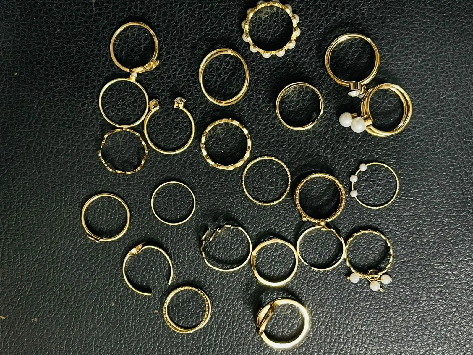 Picture of 22 PCS Different Designs Fingerring Set for Girls and Women for Party and Occassion
