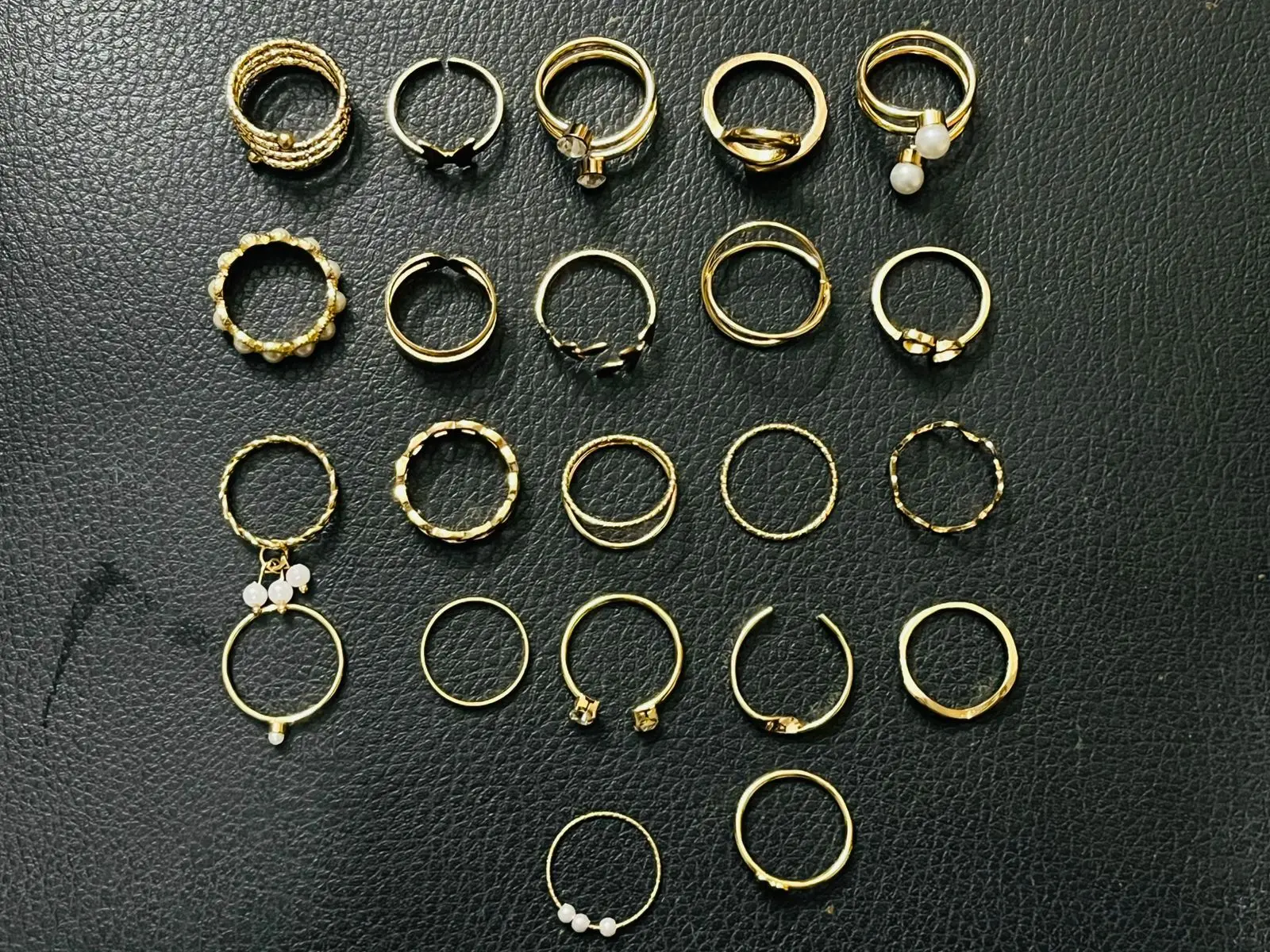 Picture of 22 PCS Different Designs Fingerring Set for Girls and Women for Party and Occassion