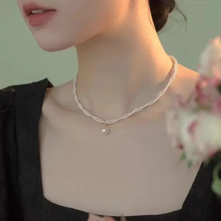 Picture of New Retro Simple Necklace for Female-Girls and Women Choke Collarbone Chain Necklace Accessories