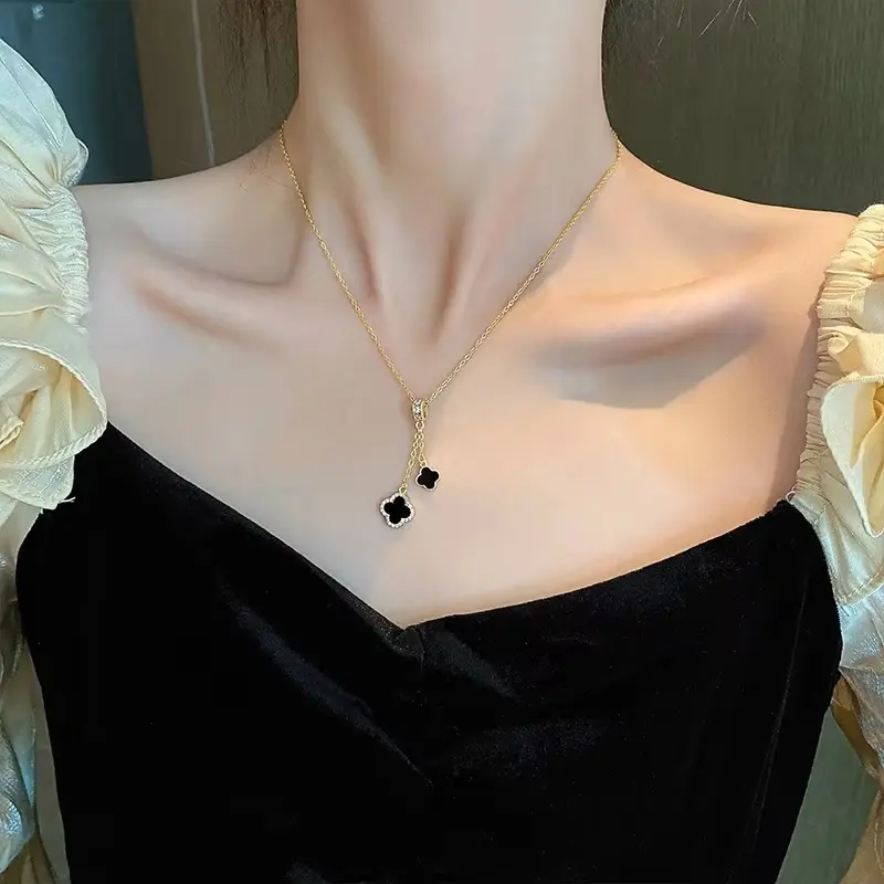 Picture of NECKLACE FOR Fashion Charm Ladies Tassel Long Clover Necklace for girls and women