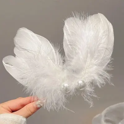 Picture of 2pcs/Set White Color Feather Pearl Hair Clips For Party Performance For Baby girls