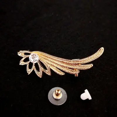 Picture of Fashion women's Earrings New Angel Wings Ear clip ear-hook trend personalized hollow alloy Wings earring Fashion Jewelry gift - Earrings (color guaranteed)