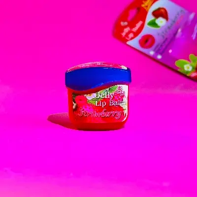 Picture of STRAWBERRY LIP GEL (9G) MADE IN THAILAND
