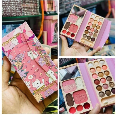 Picture of Charmlook Eye Shadow Palette Pocket Size