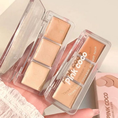 Picture of Pink coco Concealer Contour Palette 3 In 1 Color Correcting Highlight Concealer Contour Makeup Palette Color Correcto