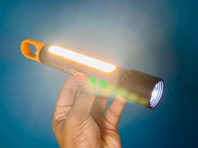 Picture of GearUP K57 PRO - Rechargeable High Power Flashlight + Large COB Light with 3500mAh Lithium Battery - Black