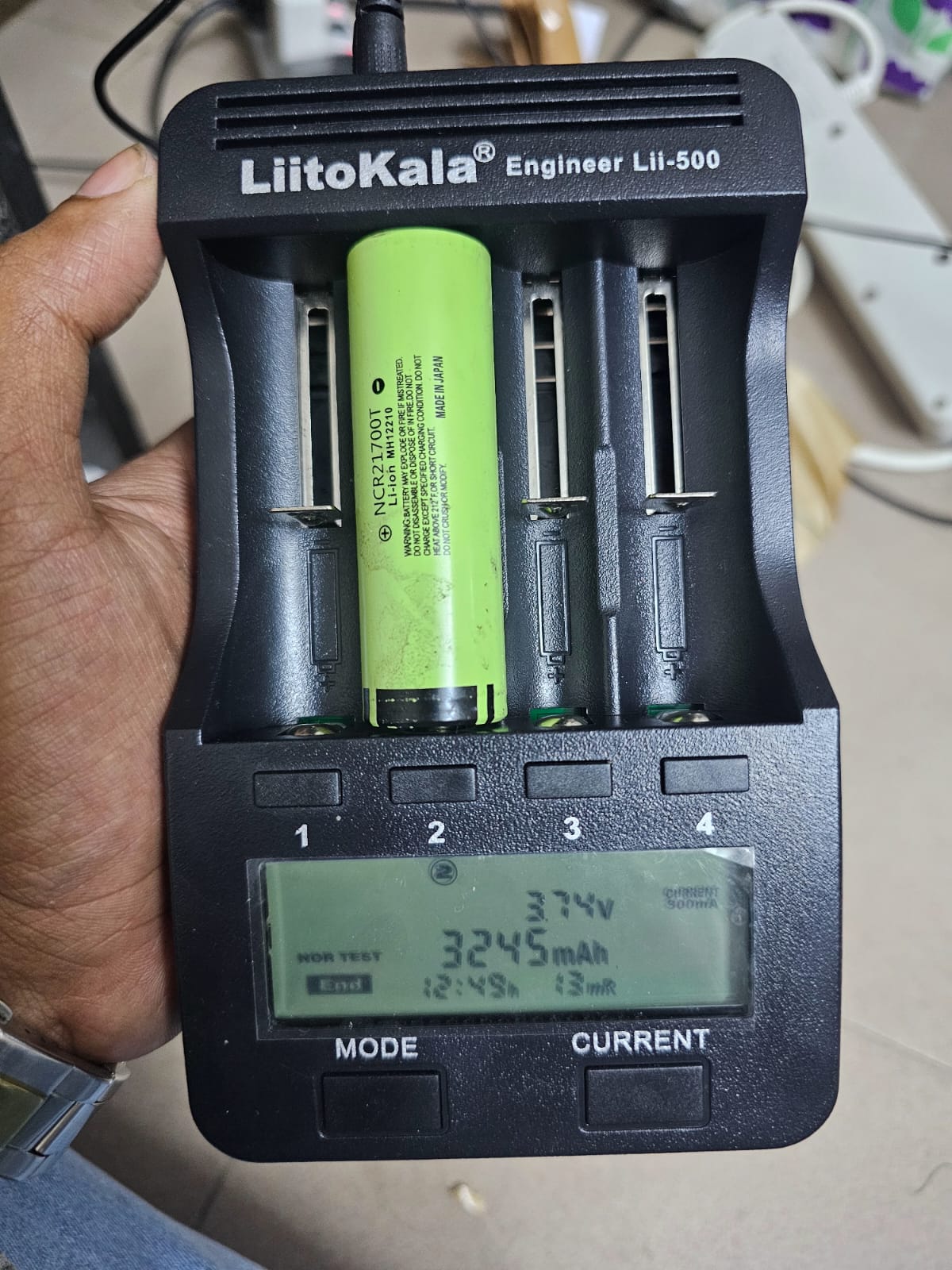 Picture of NCR21700T Rechargeable 3.7V 3500mAh Li-ion Battery (Made in Japan) - NCR21700T (1pc) - Green