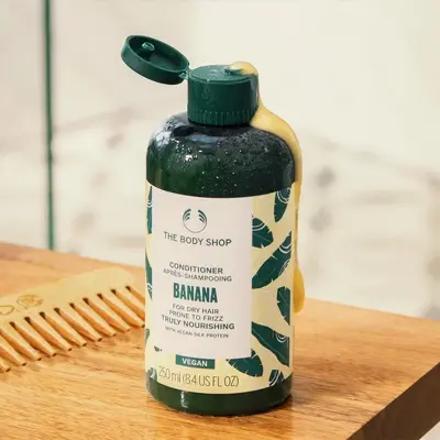 Picture of The Body Shop Banana Truly Nourishing Shampoo 250ml