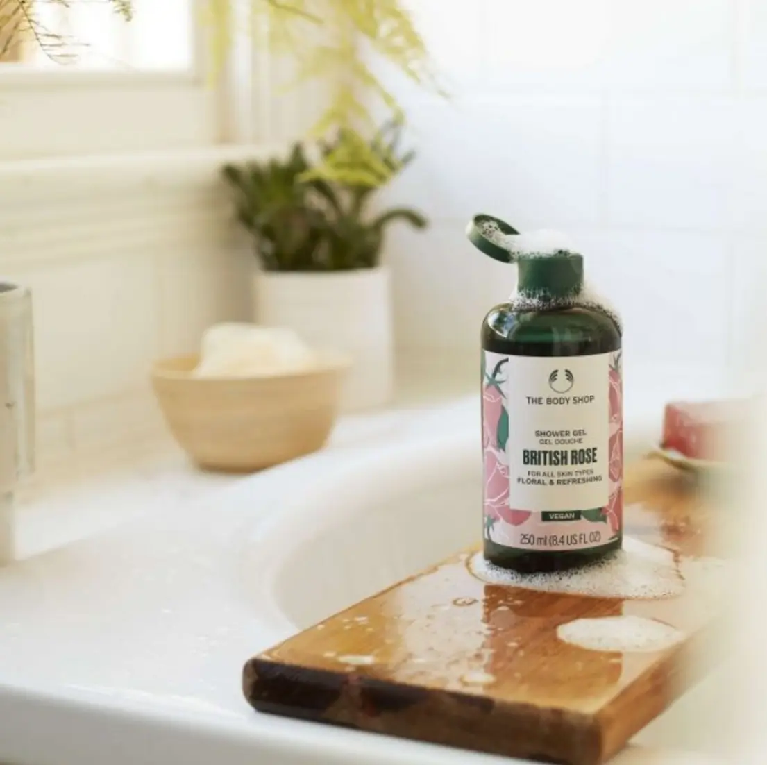 Picture of Body Shop British Rose Shower Gel 250ml - Soap