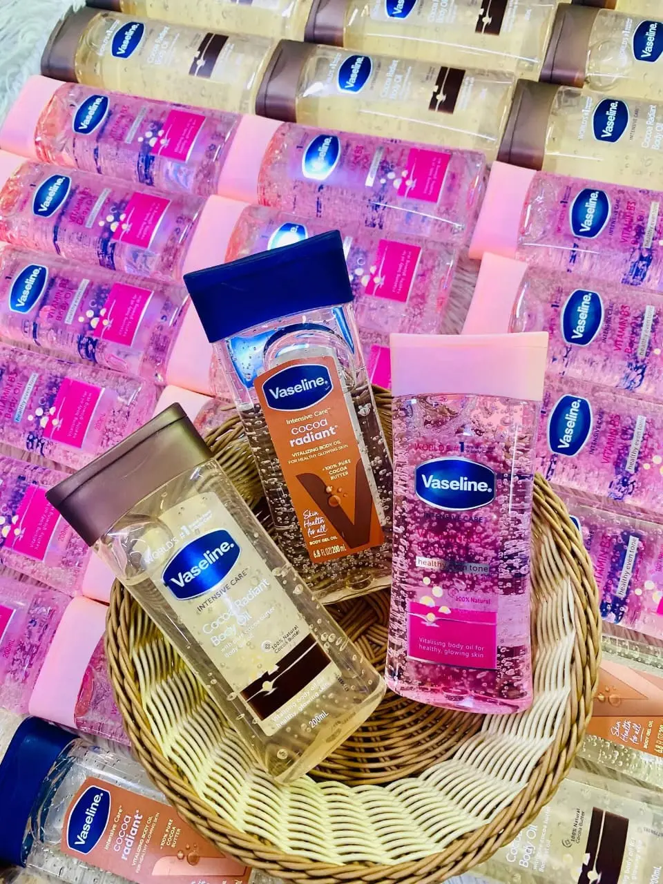 Picture of Vaseline Intensive Care Vitamin B3 Body Gel Oil 200ml - Body Moisturizer
