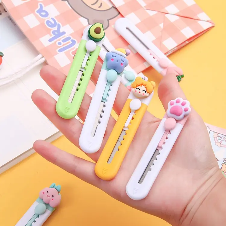 Picture of Cute Cartoon Mini Portable Cutter