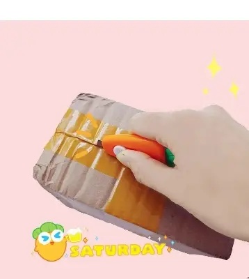 Picture of 1 Piece Mini Pocket Carrot Utility Knife Paper Cutter Craft Wrapping Stationery